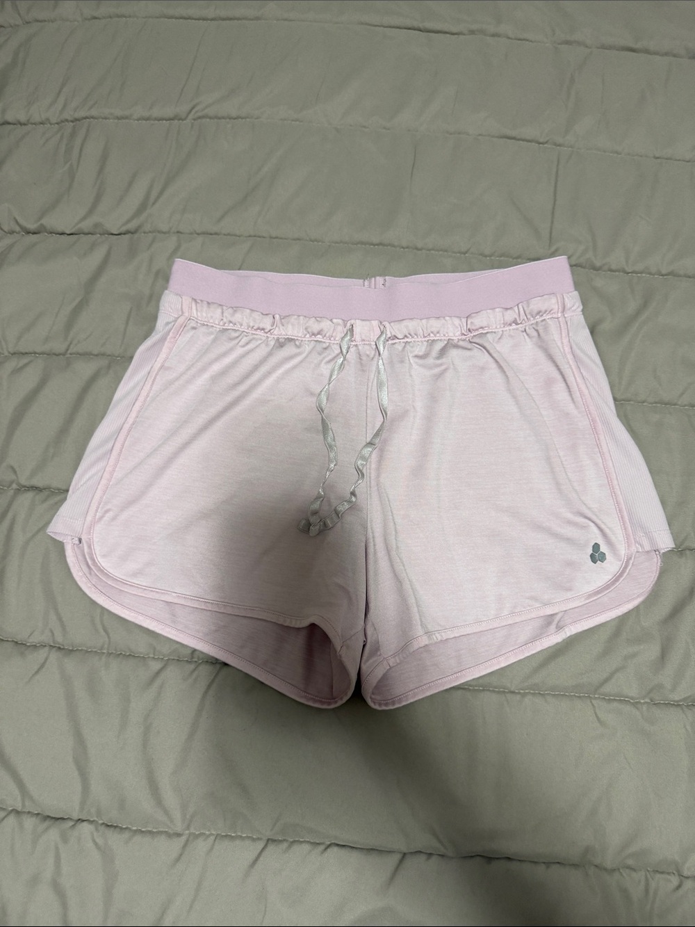 🫶🏼3 for $12!!🫶🏼tek gear Light Pink Drawstring Athletic Shorts